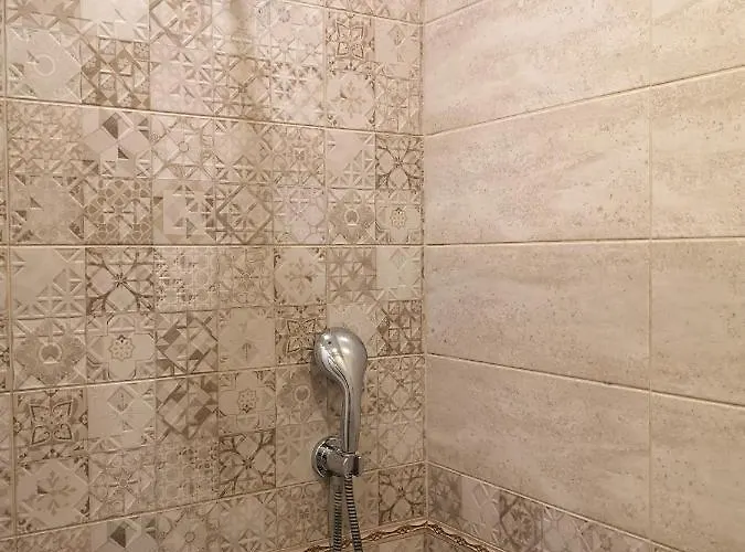 - Lets4holiday Apartment