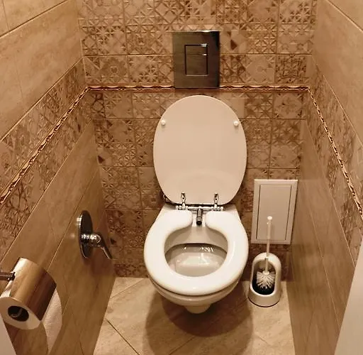 - Lets4holiday Apartment