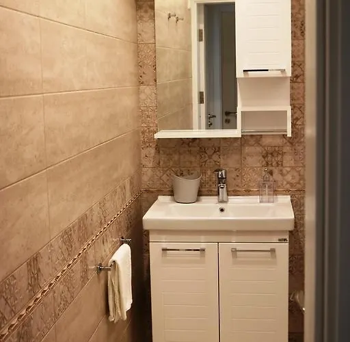 - Lets4holiday Apartment